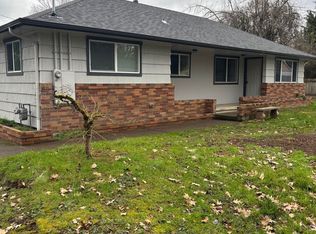 1215 N Meridian St, Newberg, OR 97132