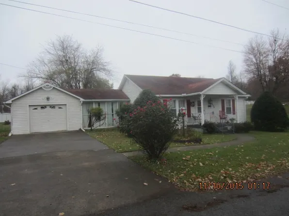 420 McDonald St, Greenville, KY 42345