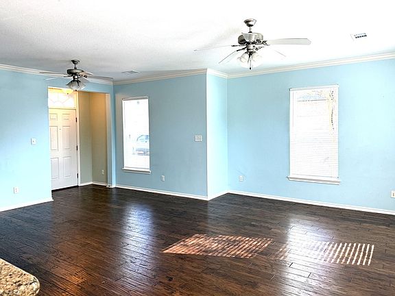 4th image of 1425 W Villa Maria Rd Unit 306