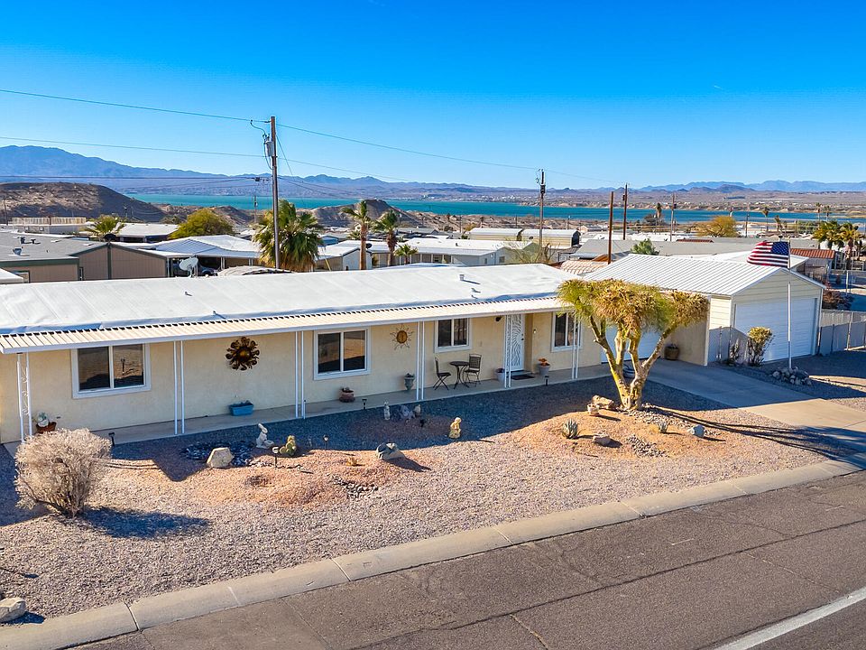1st image of 3031 Lake Dr