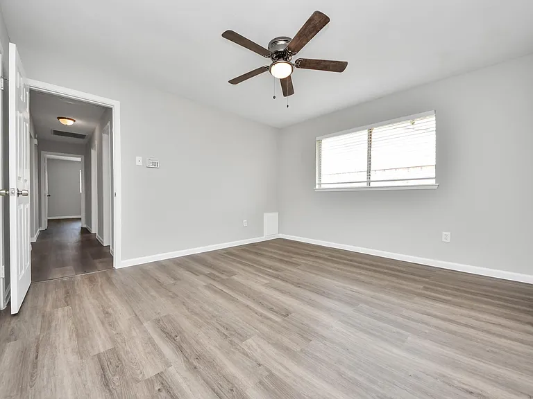 4114 Fairgreen Ln — Photo 29