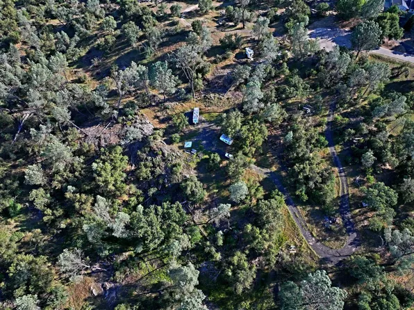 1 River Knolls Pl, Coarsegold, CA 93614