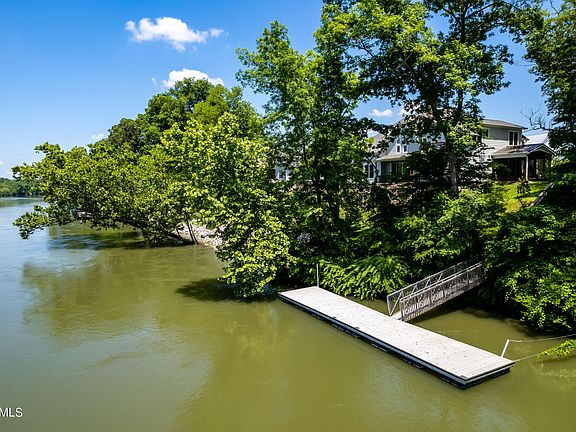 3rd image of 2012 Serene Cove Way