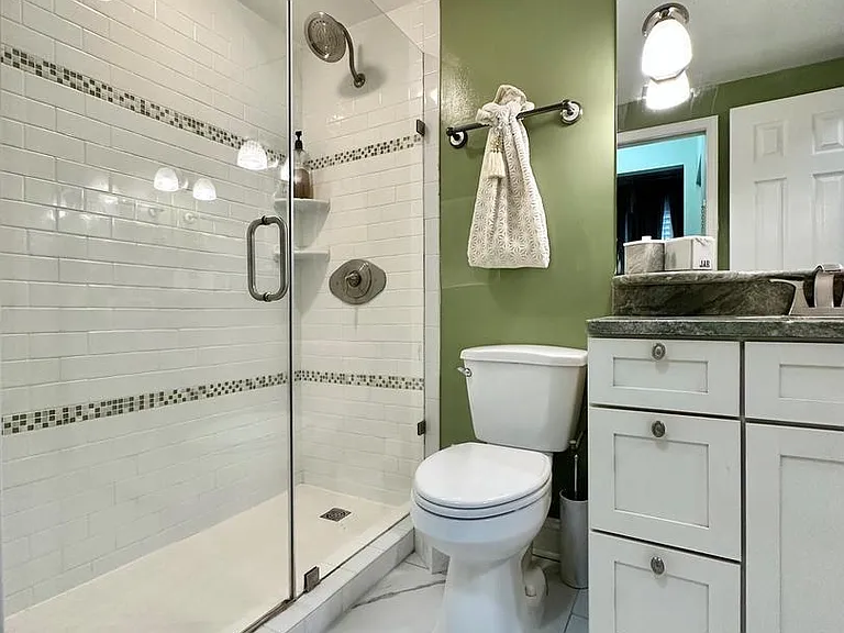 301 S Reynolds St #206 — Photo 17
