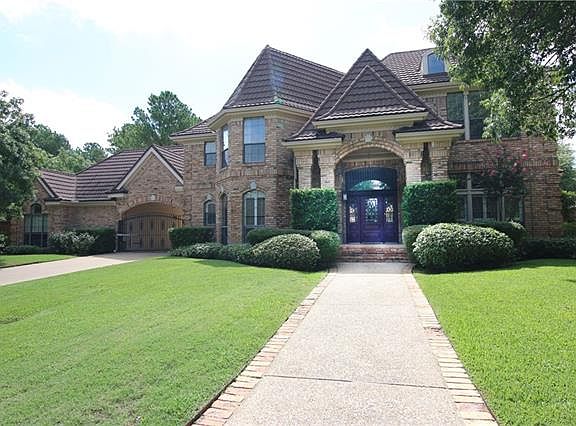 2nd image of 3009 Scarborough Ln W