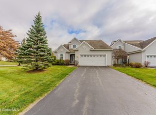 3 Chelsea Pl, Queensbury, NY 12804