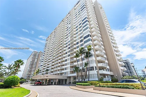 1985 S Ocean Dr Photo 1