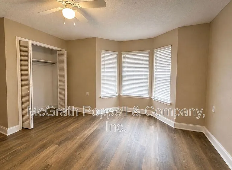 2302 Maki Rd #33 — Photo 4