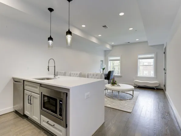 3924 W St NW, Washington, DC