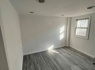 216-08 115th Ter #2, Cambria Heights, NY 11411