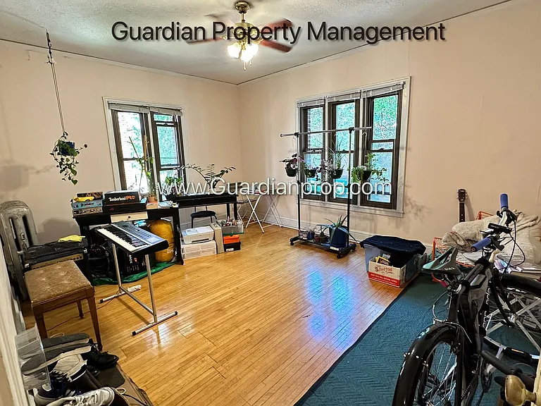 2876 Humboldt Ave S #202 — Photo 14