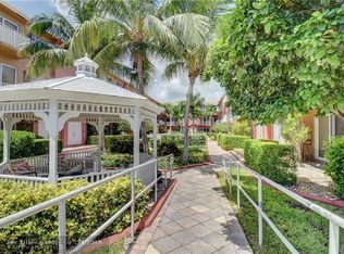 2725 NE 8th Ave APT 105, Wilton Manors, FL 33334