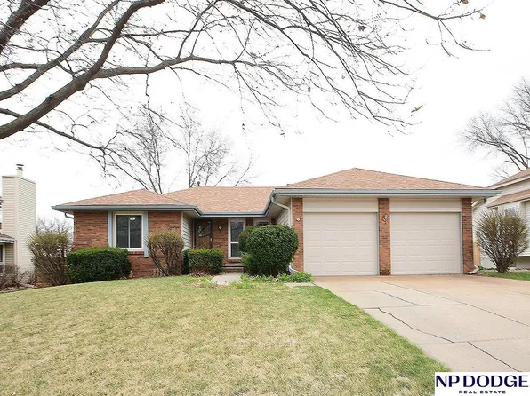 9404 Drexel St, Omaha, NE 68127