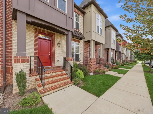 921 Holden Rd, Frederick, MD 21701
