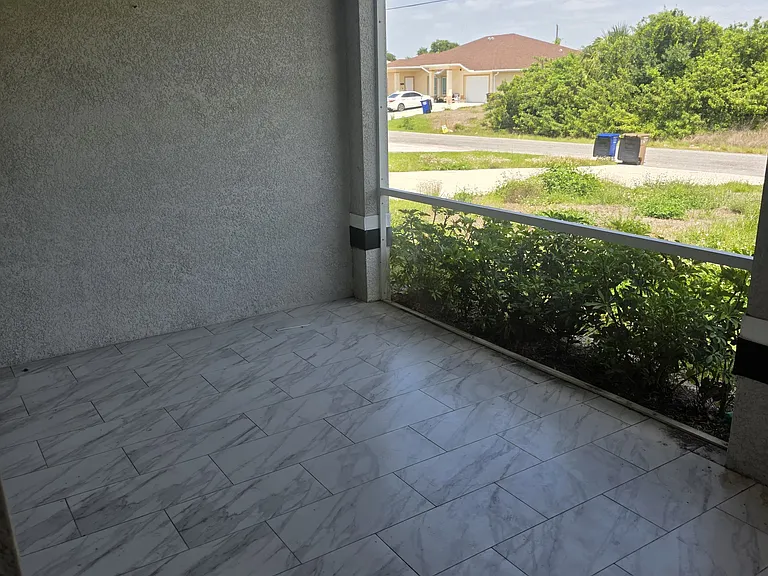 136 Harry Ave S #136 — Photo 1