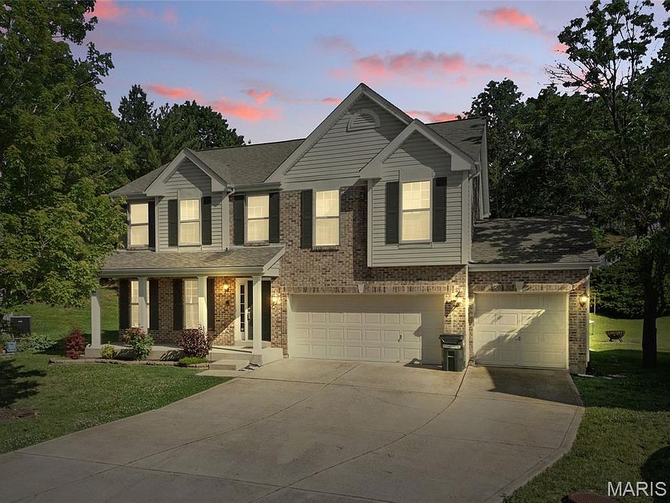 1st image of 5886 Birchmont Place Dr