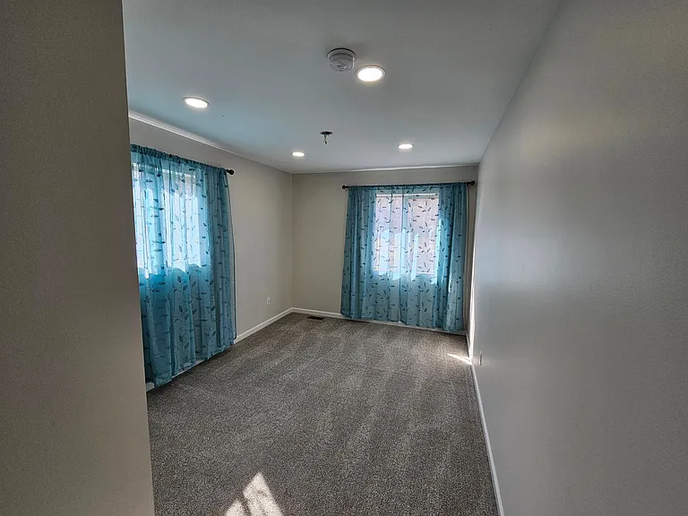 23434 Haynes St — Photo 17