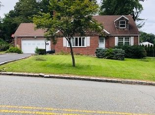 122 Birchwood Ter, Wayne, NJ 07470