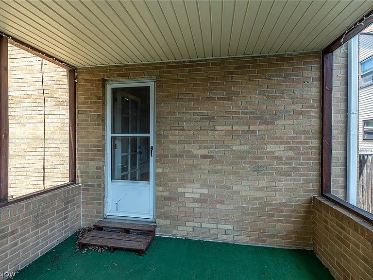 8221 Pelham Dr — Photo 19