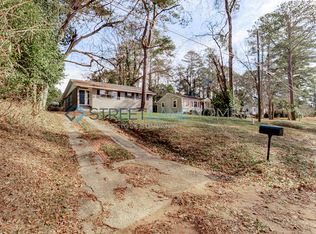 1735 Foster Pl, Macon, GA