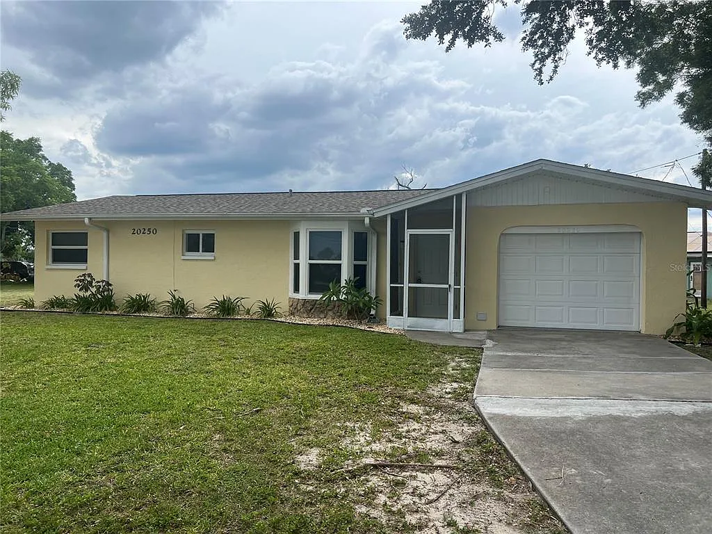 2 bed, 2.0 bath, 1052 sqft, $1,450 — Photo 1