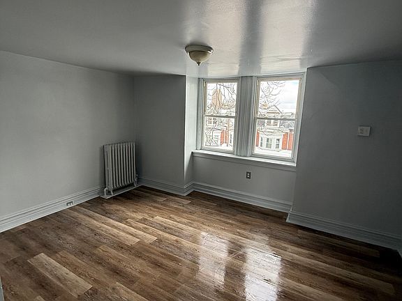 5th image of 222 S Madison St Floor 2