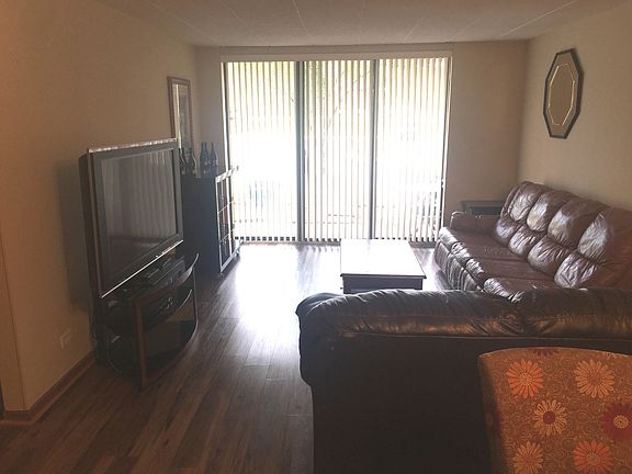 3rd image of 75 Kristin Cir Unit 124
