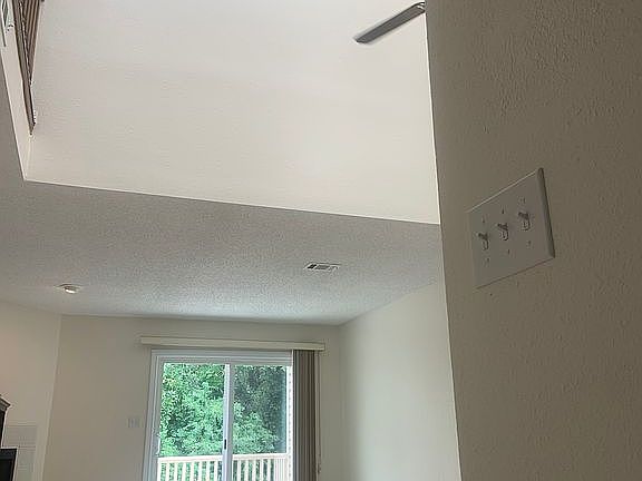 3rd image of 4266 Brookside Dr