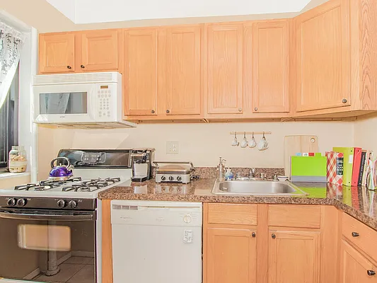 Sold by Pantiga Group | media 9