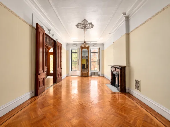 81 Hancock Street image 1 of 10