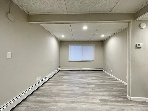 5th image of 253 E 8th Ave APT 2