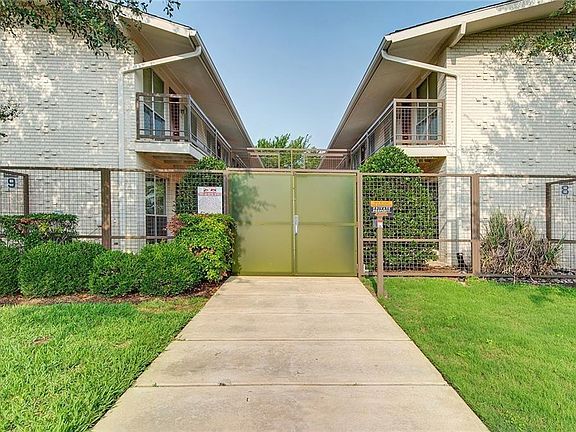 3rd image of 4616 W Lovers Ln APT 134