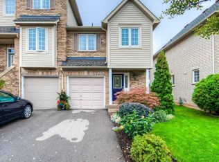 2096 Glenhampton Rd, Oakville, ON L6M 3X1
