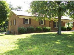 109 Timmys Ln, King, NC 27021