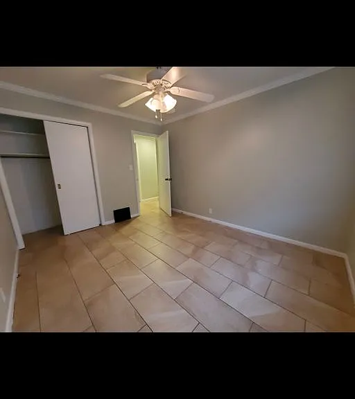 560 S Kelsey Ave — Photo 6