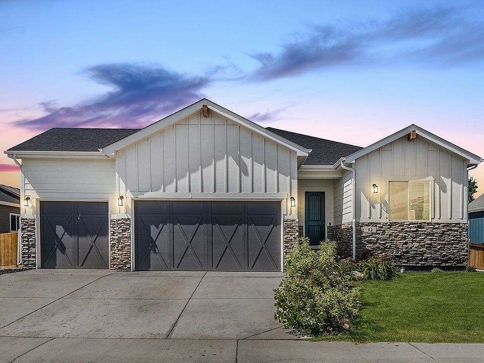 1st image of 45 Turnberry Dr