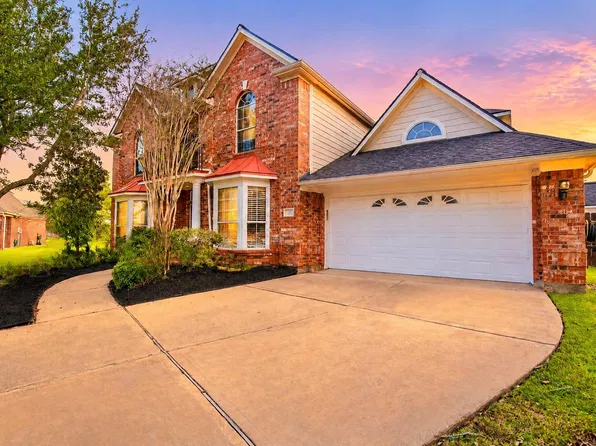 7 Crest Gate, Houston, TX 77082