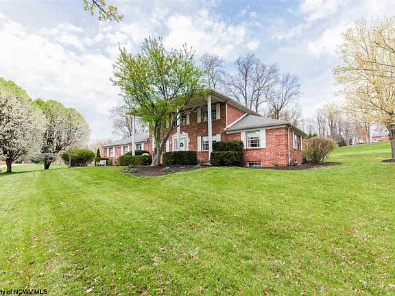 2nd image of 308 Lakeview Dr