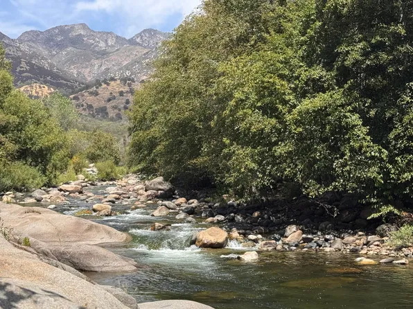 44452 Dinely Dr Drive, Three Rivers, CA 93271