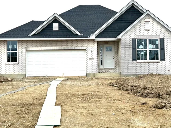 4960 Fescue Dr, Middletown, OH 45044
