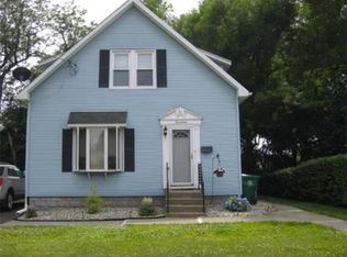 17 Gagne St, Chicopee, MA 01013