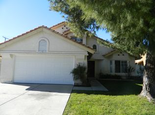 1011 Joseph Dr, Hemet, CA 92545