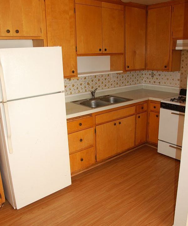 2nd image of 1135 San Andres St APT H