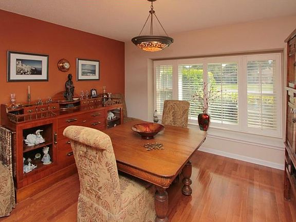 4th image of 18314 Sturbridge Ct