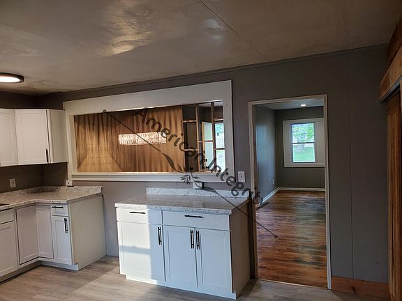 5th image of 4181 Williamson Dr