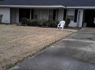 316 Sycamore St, Leland, MS 38756