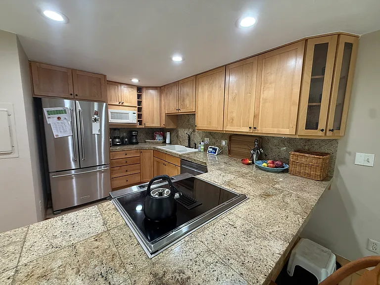 1250 Mesa Dr — Photo 8