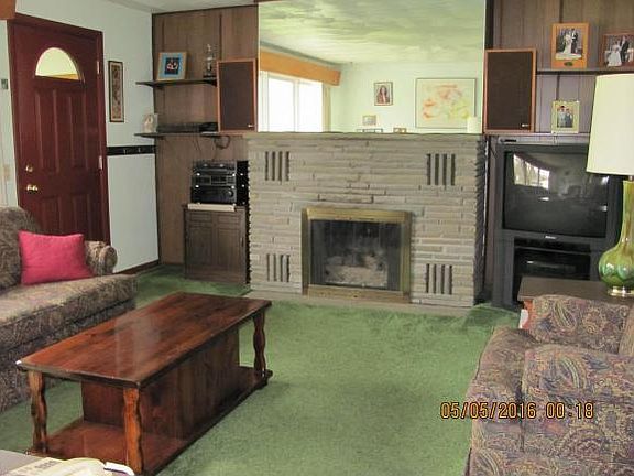 2nd image of 2317 Coleman St