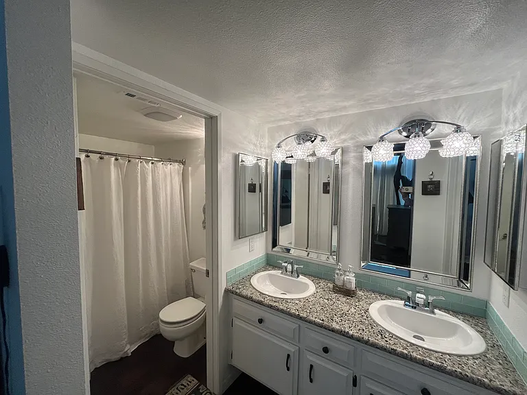 380 Foothill Rd — Photo 23