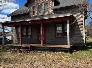 200 Nicholas Ave, Marquette, MI 49855